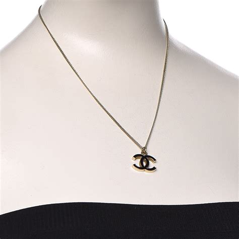 chanel enamel cc necklace